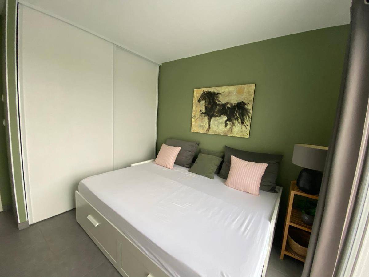 Three-Bedroom House in Hasparren, Région de Bayonne