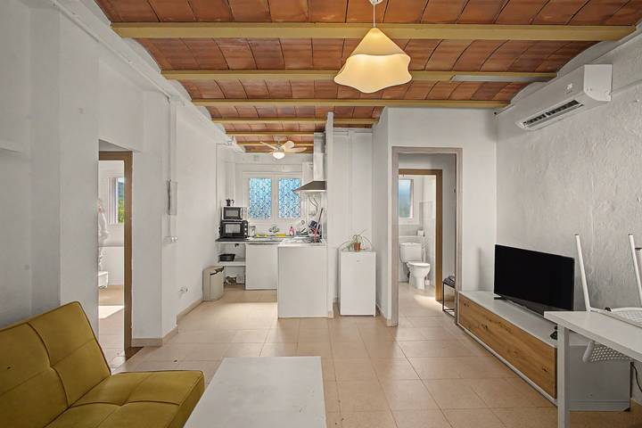 Maison rurale « Maset De La Salut » avec vue montagne, Wi-Fi et climatisation in Piera, Barcelone l'intérieur des terres