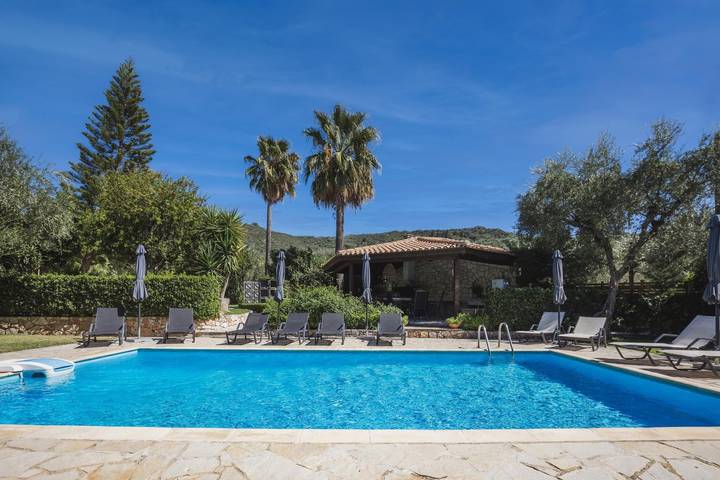 Chalet para 12 personas, con jardín - 1