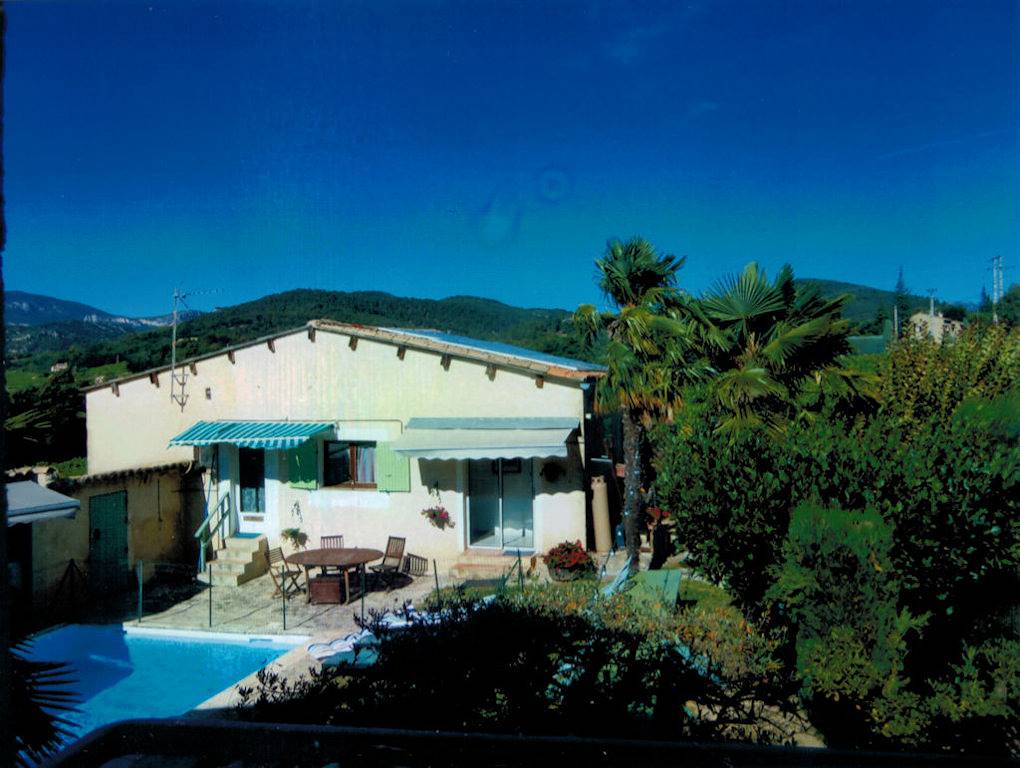 L'Oustaou des Vignes - Chambre La Piscine in Mollans-sur-Ouvèze, Région de nyons