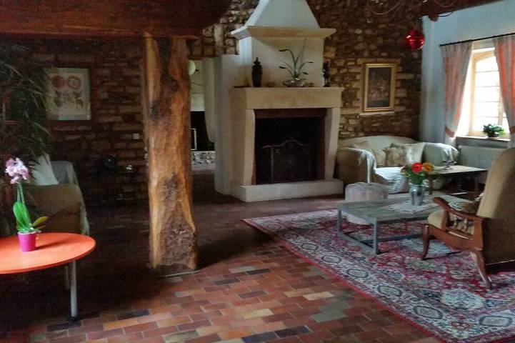 Location de vacances pour 11 personnes, avec jacuzzi à Saint-Illiers-la-Ville