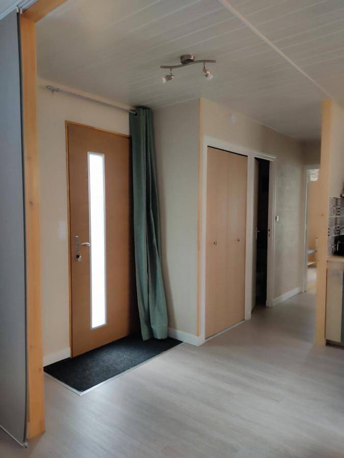 Location de vacances pour 4 personnes, avec jardin à Lanobre - 3