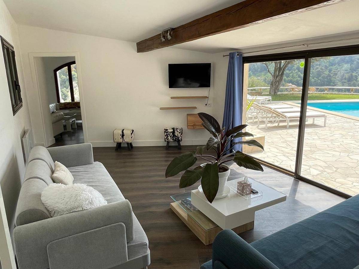 The Primary Suite by Villa Monti in Menton, Mittelmeerküste (Frankreich)