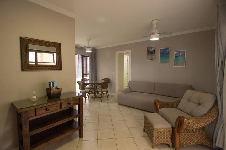 Casas e apartamentos de temporada para 8 pessoas, com balcão em Guaratuba