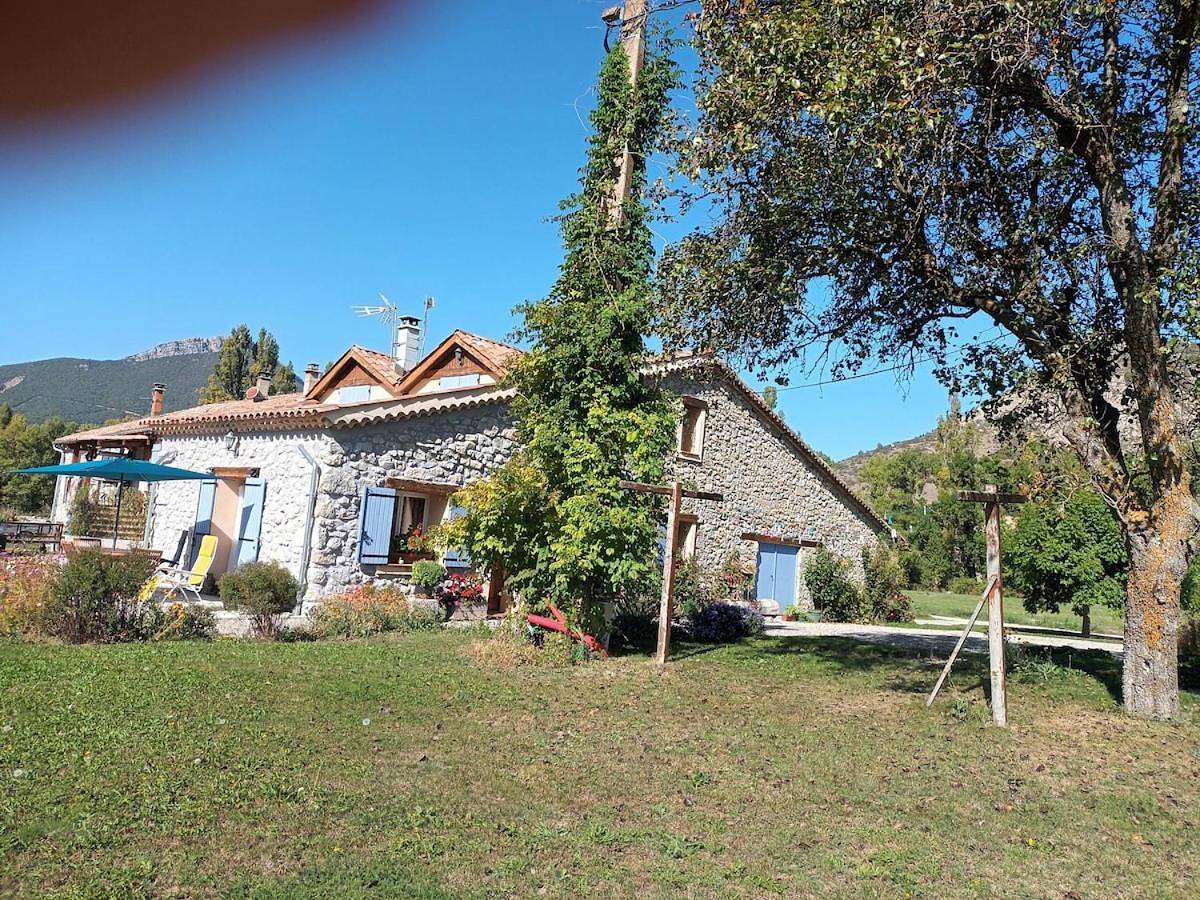 Two-Bedroom House in Savournon, Région de Gap