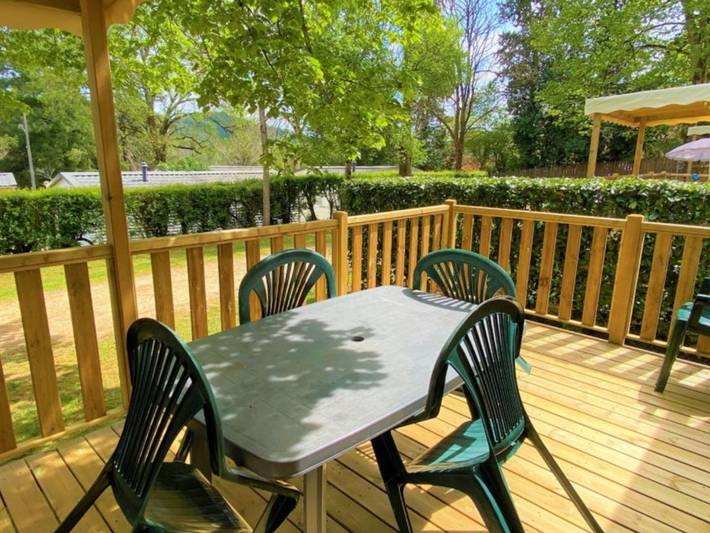 Mobil home pour 6 personnes, avec terrasse et piscine, animaux acceptés à Saint-Cybranet - 2