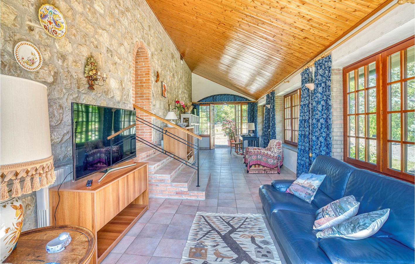 Rückzugsort am Fluss mit Pool und Garten in Murlo, Chianti