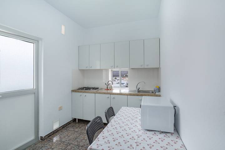 Hel lejlighed, Vacation Apartment 'Atico Martin' with Mountain View, Private Terrace and Wi-Fi in Molino de Agua, San Nicolás de Tolentino
