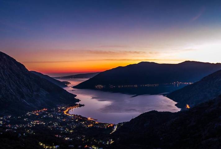 Gîte pour 4 personnes, avec terrasse et vue, animaux acceptés dans Risan - 2
