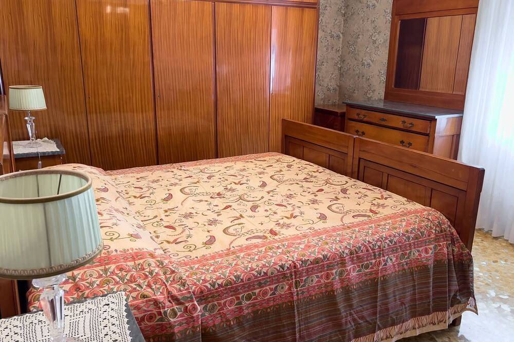 Entire apartment, Casa Francy - Taggia in Taggia (City), Taggia