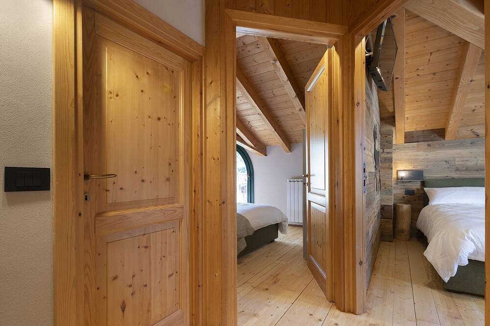 Entire apartment, Olivia's Home - Two Bedroom Apartment, Sleeps 6 in Ponte di Legno (Town), Ponte di Legno