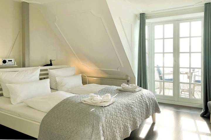 Ganze Ferienwohnung, Huus Lüttenblick Whg. Amrumblick, Fehrstieg in Raucherstrand, Wyk auf Föhr