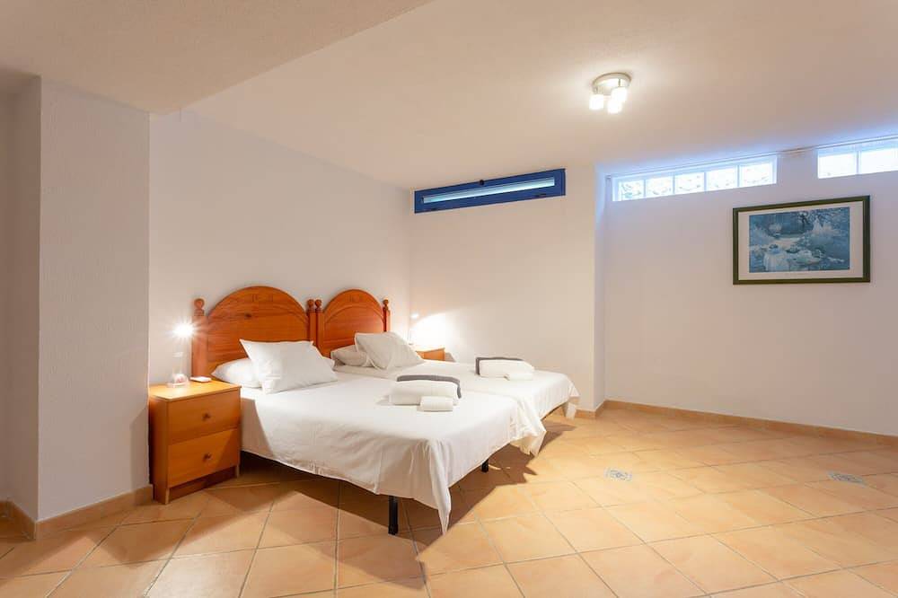 Villa Mariposa Incredible Views Next To The Sea. in Corralejo, La Oliva