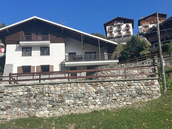 Chalet für 14 Personen, mit Ausblick und Garten