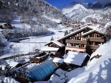 Chalet pour 2 personnes, avec sauna et balcon en Savoie