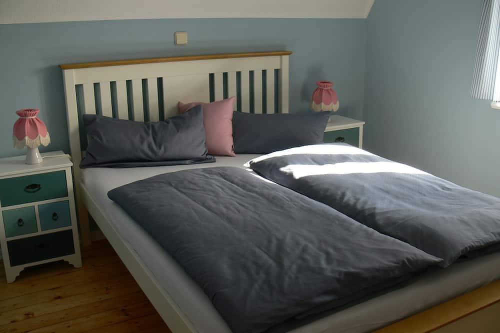 Ganze Wohnung, Ferienwohnung in ruhiger Waldrandlage mit Weitblick in Jonsdorf, Zittauer Gebirge