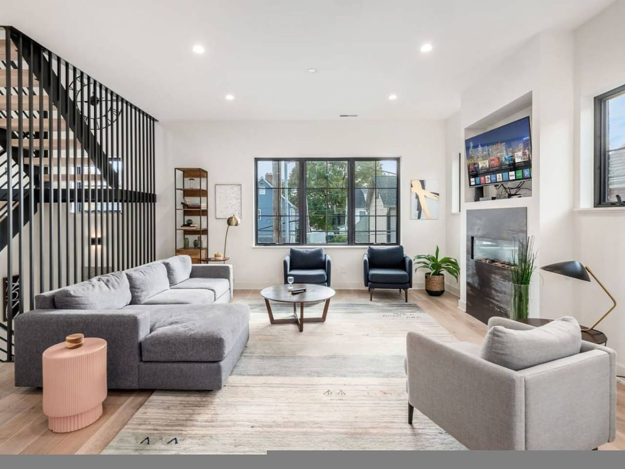 Vacation Rental for 8 Guests in Columbus, Ohio