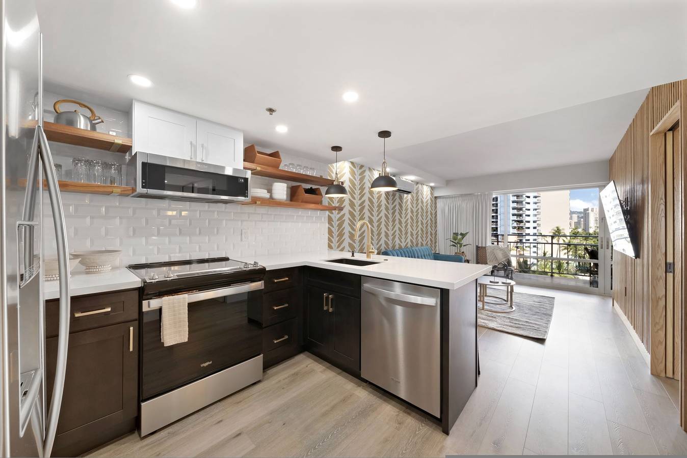 Ganze Wohnung, Contemporary City 1 Bdrm at Ilikai Ac/Kitchen/Pool in Waikiki Beach, Honolulu