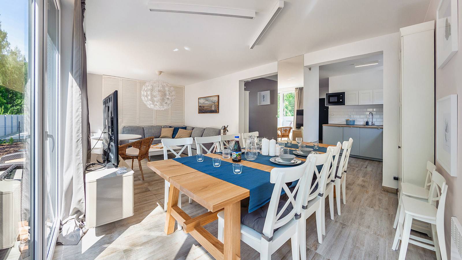 Cały apartament wypoczynkowy, Apartament wakacyjny dla 10 osób z taras in Łukęcin, Morze Bałtyckie