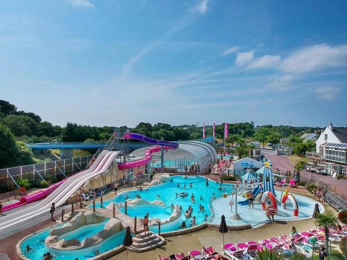 Camping pour 7 personnes, avec bassin pour enfant