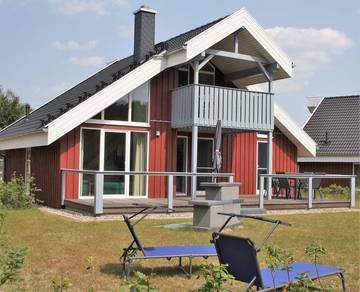 Ferienhaus für 6 Personen, mit Whirlpool und Sauna sowie Terrasse und Garten, mit Haustier in Mirow