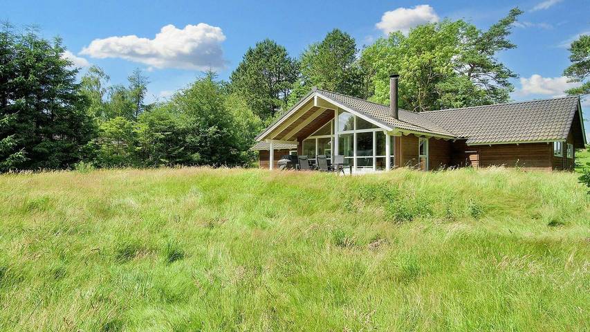 Ferienhaus für 9 Personen, mit Sauna und Terrasse