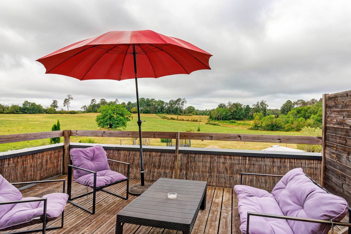 Bed & Breakfast 'Chambre New York' met gedeeld zwembad, wifi en airco, foto 10