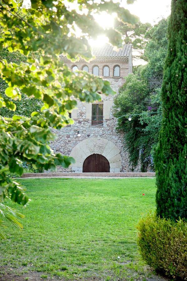 Maison de campagne pour 16 personnes, avec jardin ainsi que vue et piscine, animaux acceptés à Reus - 2