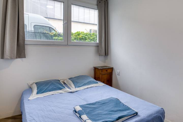 Apartamento entero, Habitación 'Chambre 1' con terraza compartida, jardín compartido y Wi-Fi in Mudaison, Costa mediterránea (Francia)