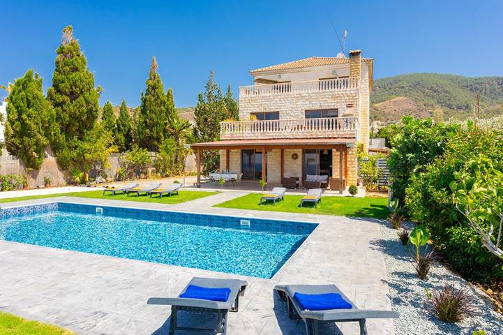 Ferienhaus für 16 Personen, mit Meerblick und Terrasse sowie Garten in Südzypern - 3