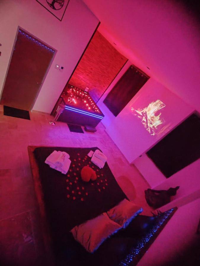 Apartamento de vacaciones para 2 personas, con sauna además de jardín y vistas - 1