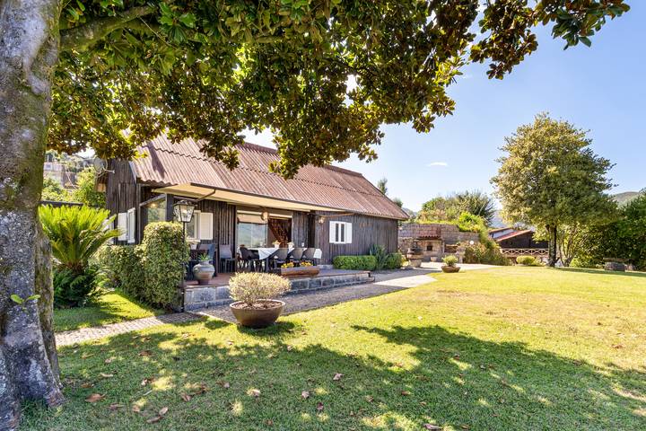 Location de vacances pour 8 personnes, avec jardin et vue sur le lac dans Rio Caldo - 3
