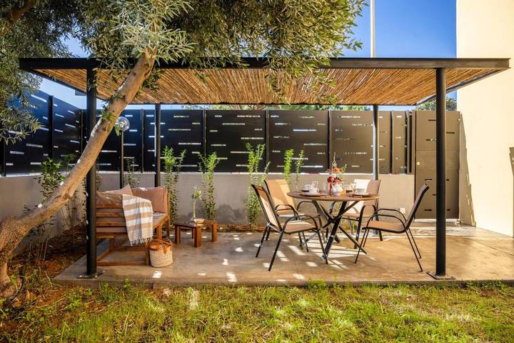 Apartamento de vacaciones para 4 personas, con vistas y jardín - 1