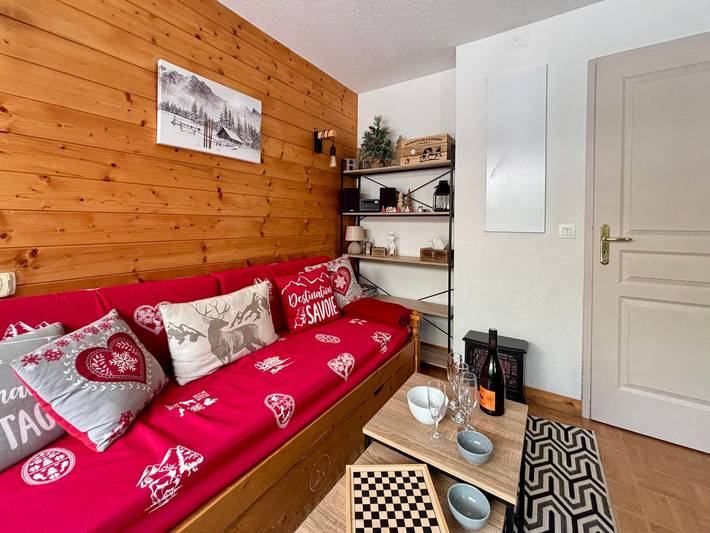 Appartement de vacances pour 4 personnes, avec piscine et balcon, animaux acceptés