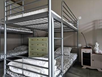 Auberge pour 12 personnes, avec vue et jardin ainsi que piscine et terrasse à Mas-Saintes-Puelles