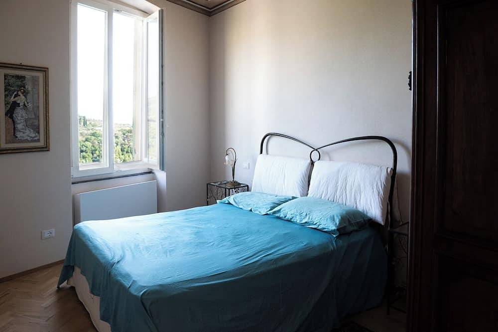 Luxury Seaview apartment in restored villa just minutes from the sea in Lavagna, Lavagna Gemeinde