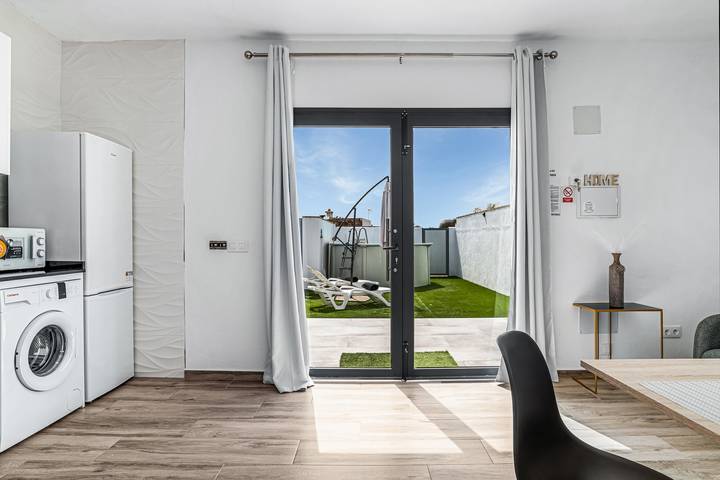 Hel lägenhet, Apartment 'Casa Sofia' with Private Pool, Wi-Fi and Air Conditioning in Conil de la Frontera, Costa de la Luz