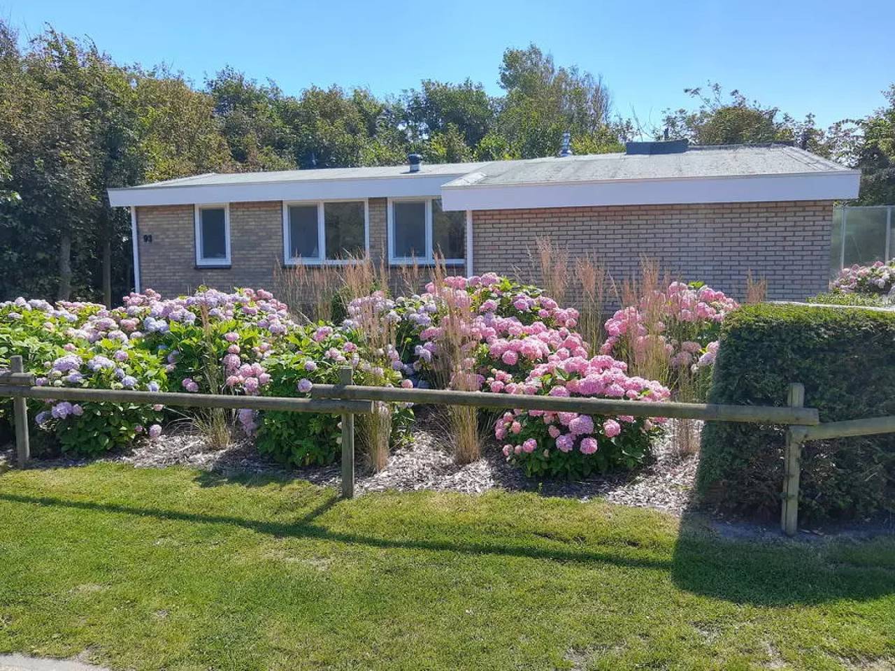 Attraktiver 4-Personen-Bungalow mit großem Garten am Fuße der Dünen in Westkapelle in Westkapelle, Walcheren