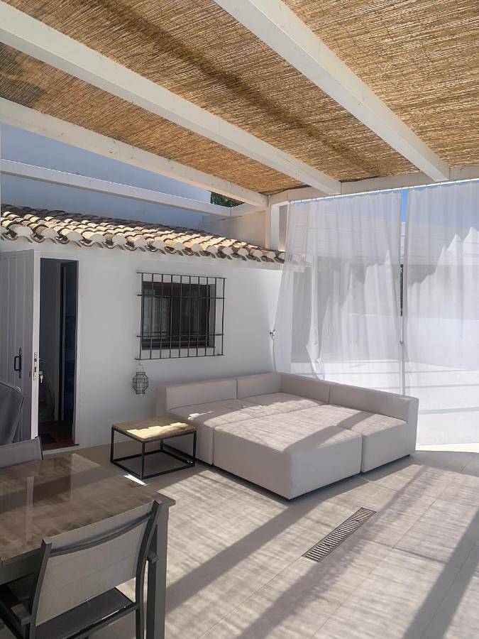 Casa rural para 8 personas, con terraza además de vistas y piscina en Priego de Córdoba