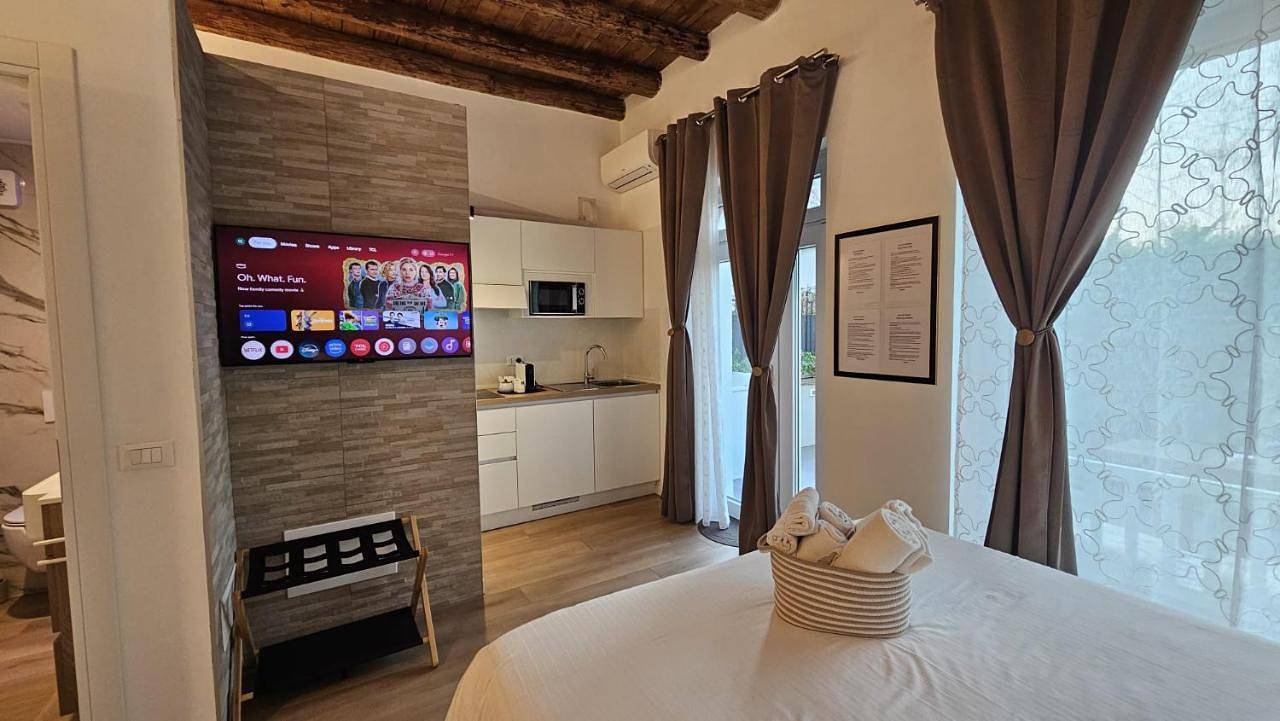 Villa Joy Verona - Junior Suite in Verona, Gardasee-Berge