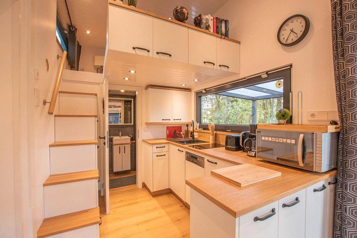 Gemütliches Tiny House mit Terrasse & Klima an Badesee & Naturpanorama für max 4 Gäste in Salzhemmendorf, Hannover und Umgebung