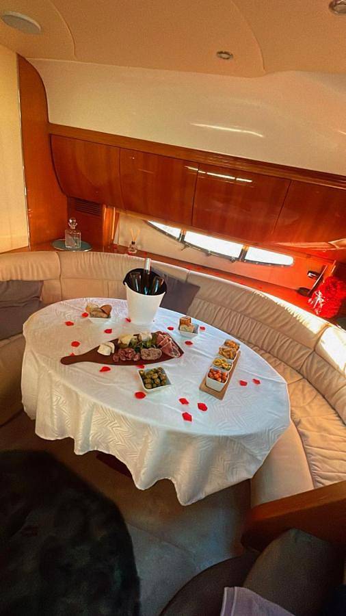 Bateau pour 4 personnes, avec vue et terrasse dans l' Hérault - 3