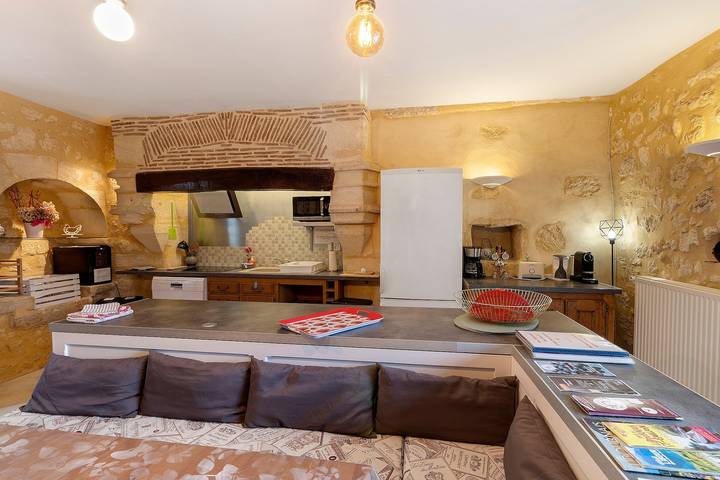 Location de vacances pour 10 personnes, avec jardin à Puisseguin - 4