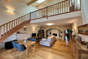Gîte pour 5 personnes, avec terrasse et jardin dans Lac de Narlay