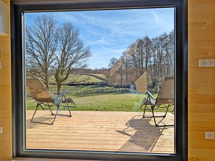 Gîte pour 4 personnes, avec vue et terrasse dans Lac de Chamboux - 3