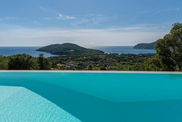 Ferienwohnung für 12 Personen, mit Garten und Pool in Lacona - 3