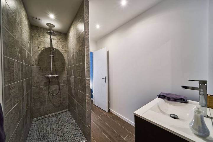 Gîte pour 2 personnes, avec jardin à Arbois (homonymie) - 2