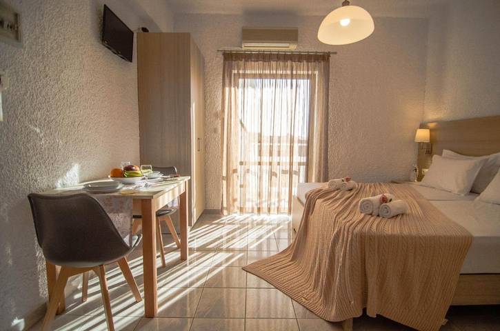 Gîte pour 3 personnes, avec vue et jardin dans Palaiochora - 4