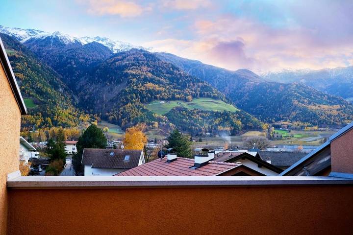Ferienwohnung für 4 Personen, mit Ausblick und Terrasse in Naturns - 2