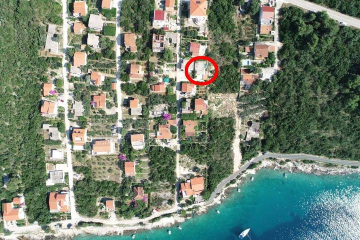 Ganze Wohnung, 2-Zimmer-Ferienwohnung mit Terrasse und Meerblick Necujam, Solta A-2089-a in Necujam, Solta
